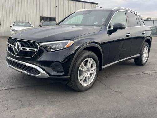 2026 Mercedes-Benz GLC 300 Base