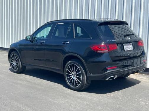 Black 2022 Mercedes-Benz GLC 300 Base