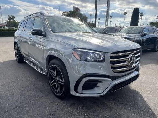 2026 Mercedes-Benz GLS 450 4MATIC