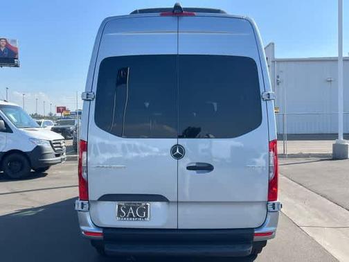 2025 Mercedes-Benz Sprinter 2500 144 WB Standard Roof Passenger