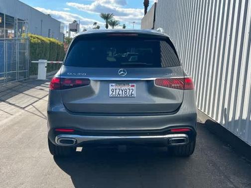 2025 Mercedes-Benz GLS 450 4MATIC