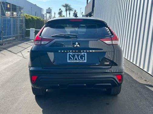 2024 Mitsubishi Eclipse Cross LE