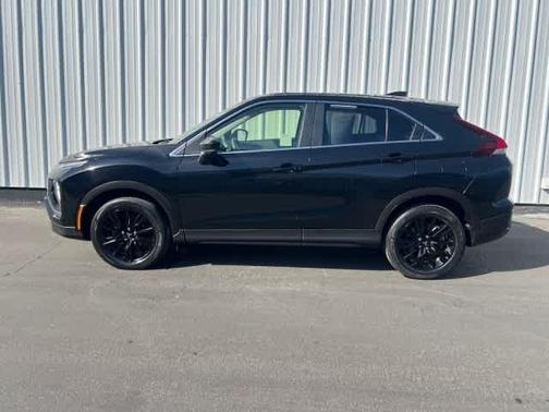 2024 Mitsubishi Eclipse Cross LE