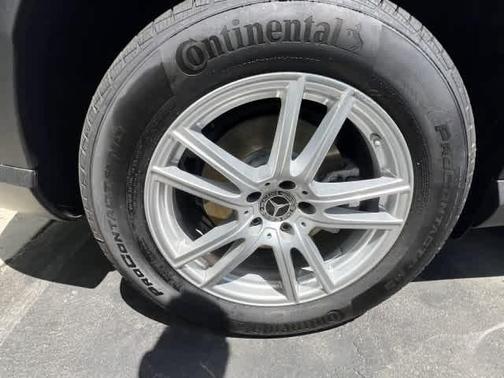 Alpine Gray 2026 Mercedes-Benz GLC 300 Base 4MATIC