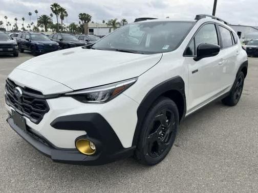 Crystal White Pearl 2026 Subaru Crosstrek Sport