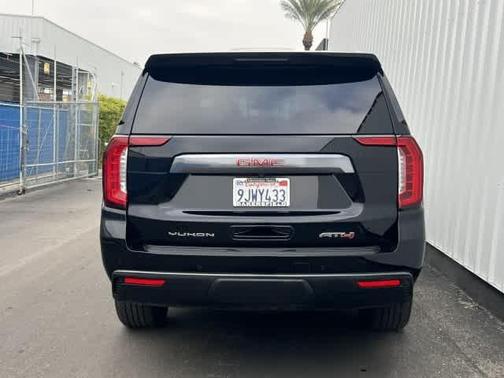 2023 GMC Yukon AT4