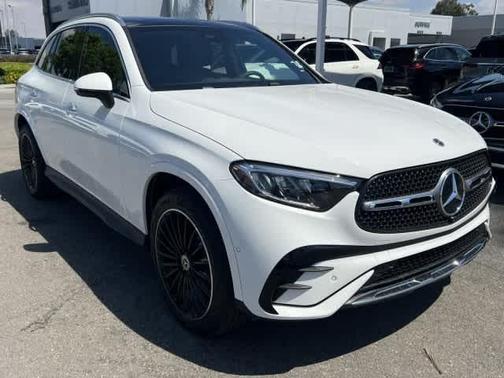 Polar White 2026 Mercedes-Benz GLC 300 Base