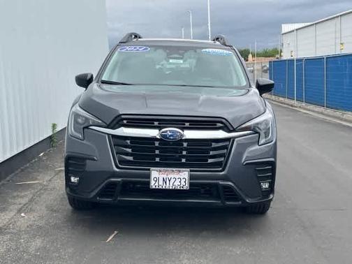 Magnetite Gray Metallic 2024 Subaru Ascent Limited