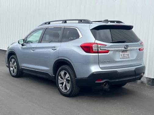 2023 Subaru Ascent Premium 8-Passenger