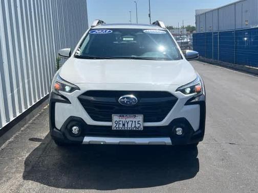 Crystal White Pearl 2023 Subaru Outback Touring XT