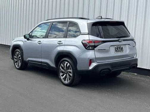 Ice Silver Metallic 2026 Subaru Forester Touring