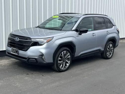 Ice Silver Metallic 2026 Subaru Forester Touring