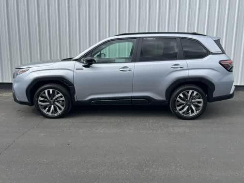 Ice Silver Metallic 2026 Subaru Forester Touring