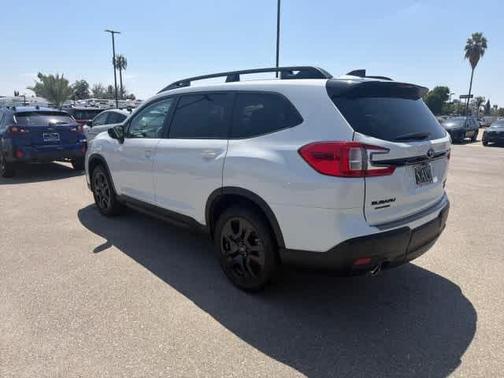 Crystal White Pearl 2026 Subaru Ascent Onyx Edition Touring