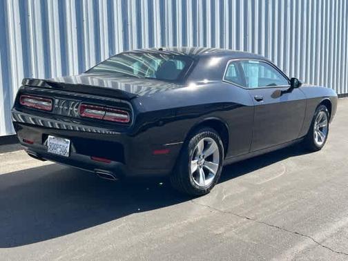 2022 Dodge Challenger SXT