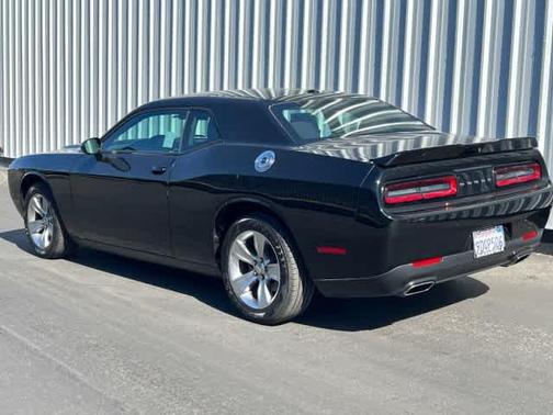 2022 Dodge Challenger SXT