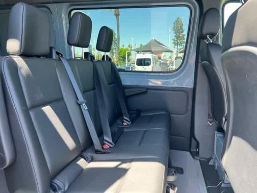 2024 Mercedes-Benz Sprinter 2500