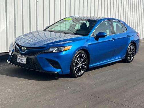 2018 Toyota Camry Hybrid SE