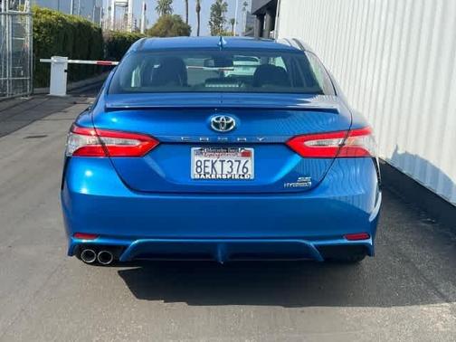 2018 Toyota Camry Hybrid SE