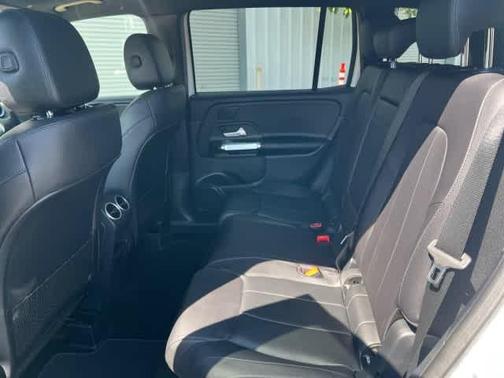 2026 Mercedes-Benz GLB 250 Base