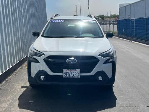Crystal White Pearl 2023 Subaru Outback Premium