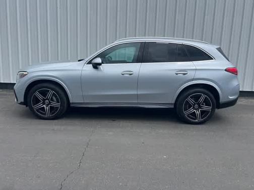 2024 Mercedes-Benz GLC 300 Base 4MATIC