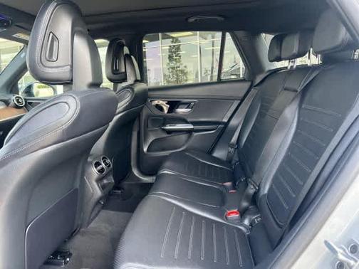 2026 Mercedes-Benz GLC 300 Base