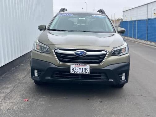 2022 Subaru Outback Premium