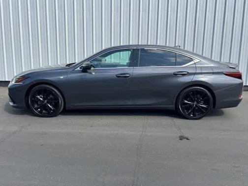2023 Lexus ES 350 F SPORT Handling