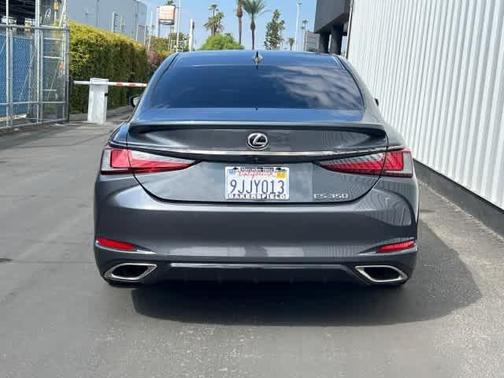 2023 Lexus ES 350 F SPORT Handling