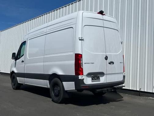 2025 Mercedes-Benz Sprinter 2500