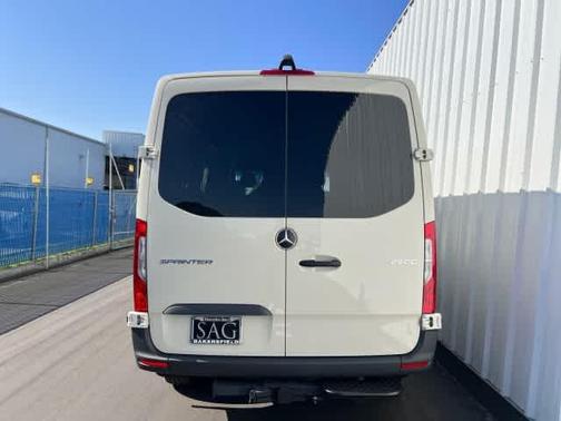 2025 Mercedes-Benz Sprinter 2500