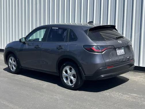 Modern Steel Metallic 2023 Honda HR-V LX