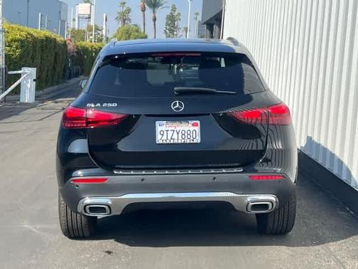 2025 Mercedes-Benz GLA 250 Base