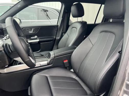 2026 Mercedes-Benz GLB 250 Base