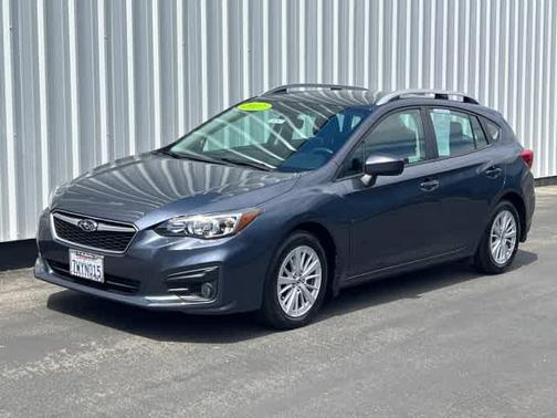 Carbide Gray Metallic 2017 Subaru Impreza 2.0i Premium