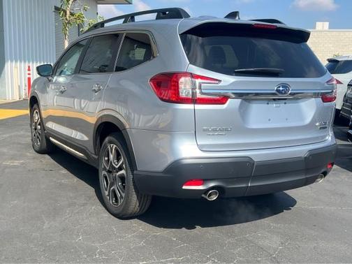 2025 Subaru Ascent Touring