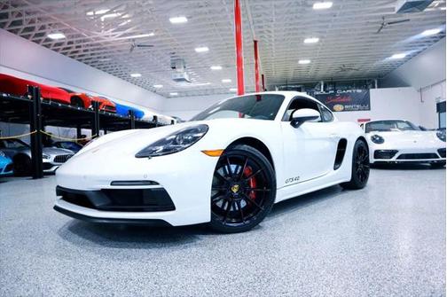 2024 Porsche 718 Cayman GTS 4.0