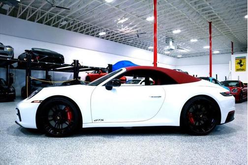 2023 Porsche 911 Carrera 4 GTS