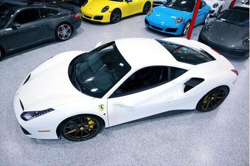 2016 Ferrari 488 GTB * ONLY 9K MILES... Giant Carbon Fiber * Race Seats!!