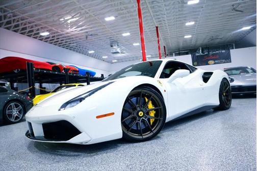 2016 Ferrari 488 GTB * ONLY 9K MILES... Giant Carbon Fiber * Race Seats!!