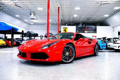 2019 Ferrari 488 GTB 2,497mi 488 GTB / BIG CARBON FIBER