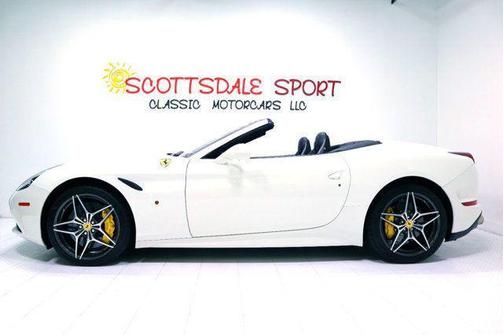 2016 Ferrari California T