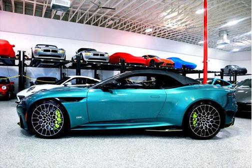 2023 Aston Martin DBS 770 Ultimate Volante