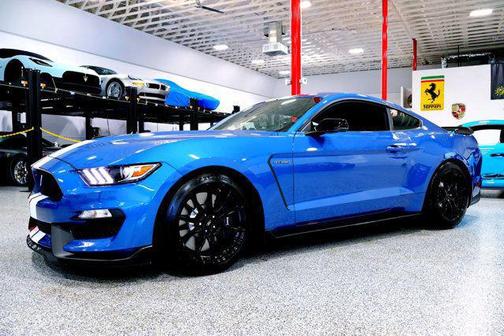 2019 Ford Shelby GT350 Base
