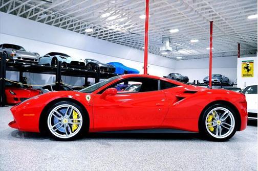 2018 Ferrari 488 GTB 5K Mile 488 GTB...Race Seats, BIG Carbon Fiber