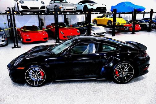 2022 Porsche 911 Turbo