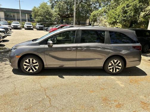 Modern Steel Metallic 2026 Honda Odyssey EX-L