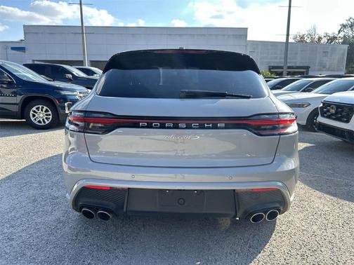 2023 Porsche Macan S