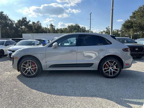2023 Porsche Macan S